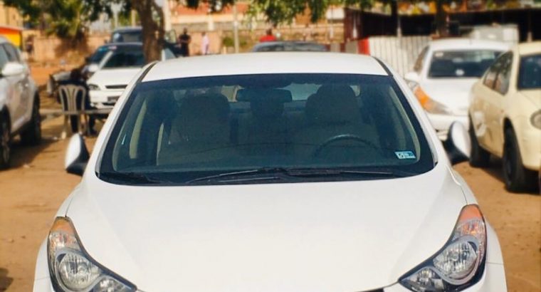 2014 HYUNDAI ELANTRA