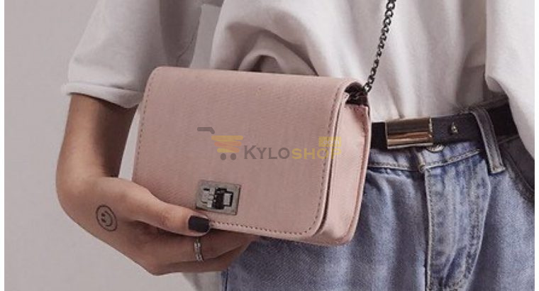 Shoulder chain bag