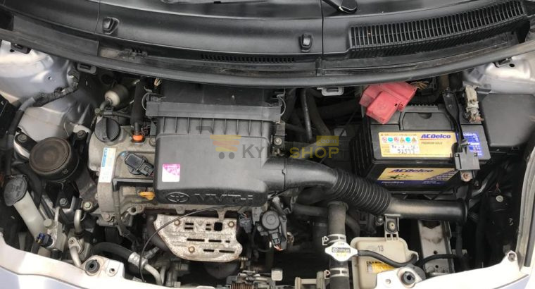 Toyota Vitz 2009 Model