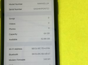 IPhone 11 64GB factory unlocked ID 810