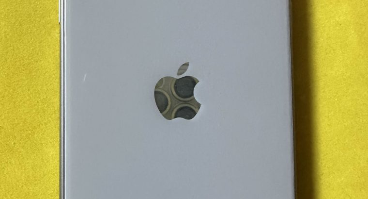 IPhone 11 64GB factory unlocked ID 987