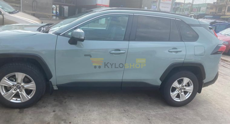 ToyotaToyota RAV4