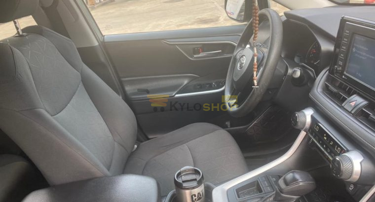 ToyotaToyota RAV4