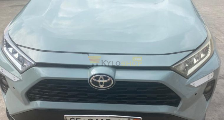 ToyotaToyota RAV4