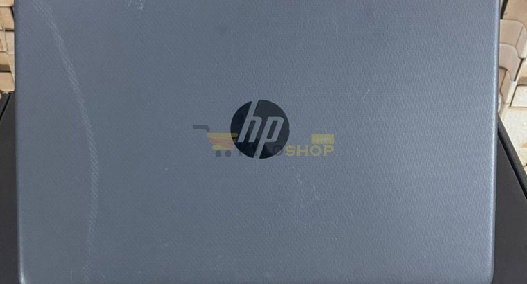 Neat HP Laptop 15-dw2xxx intel Core i7 10th Gen