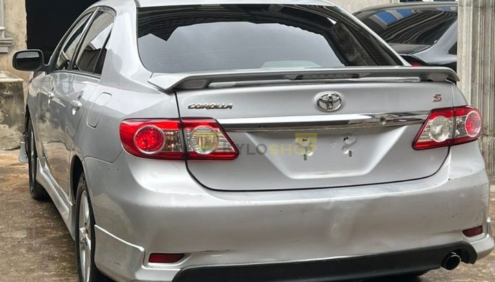 Toyota corolla 2010