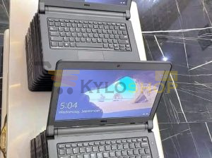 Dell latitude 3330 core i3 4th gen (Screen touch)