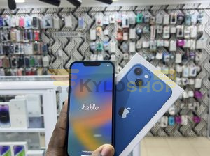 iPhone 13 128GB Factory Unlocked