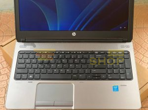 HP Laptop Intel (R) Core (TM) i3 5005U