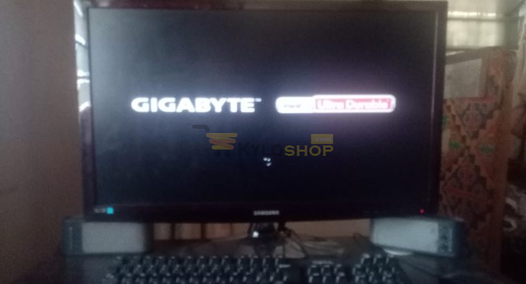 Gaming Desktop with 27″ Samsung FHD Monitor