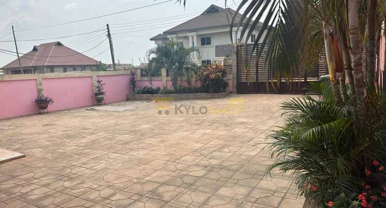 Three (3) Bedroom House for rent – Westhills City
