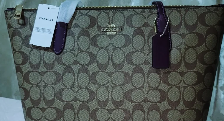 Authentic COACH tote handbag in Deep berry