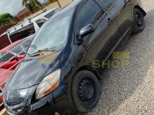 Toyota Yaris 2009 model
