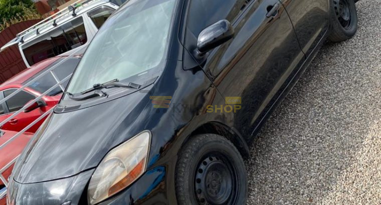 Toyota Yaris 2009 model