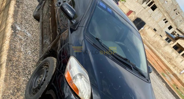 Toyota Yaris 2009 model