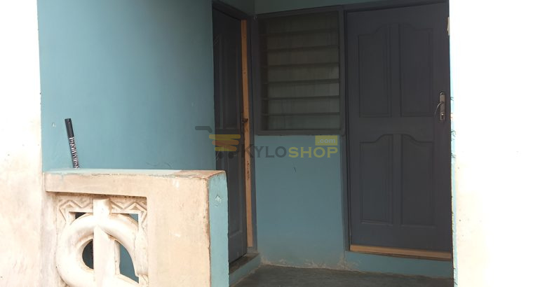 single room with closed porch for rent Kasoa-Ofankor